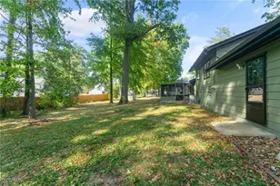 3913 Claridge Dr, Austintown, OH 44511 - Photo 31