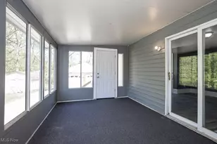 1063 Packard Dr, Akron, OH 44320 - Photo 19