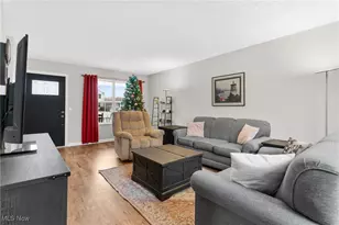 443 Harvest Dr, Ravenna, OH 44266 - Photo 9