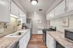 12900 Lake Ave, Oakwood, OH 44107 - Photo 13