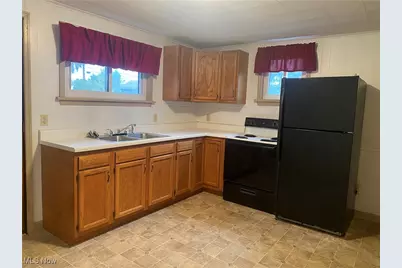 103 Wallace Street, St Clairsville, OH 43950 - Photo 3