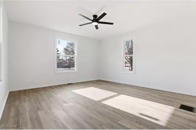 208 Meek Avenue, Byesville, OH 43723 - Photo 5