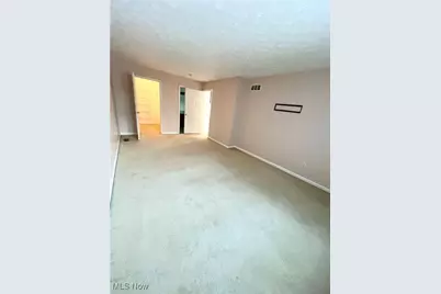 654 Brookwood Court, Northfield, OH 44067 - Photo 23