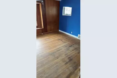 828 E 216th Street, Euclid, OH 44119 - Photo 15