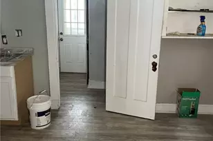 10212 Kinsman Rd, Loveland, OH 44104 - Photo 25