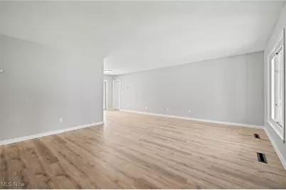 6194 Eldridge Boulevard, Huber Heights, OH 44146 - Photo 17