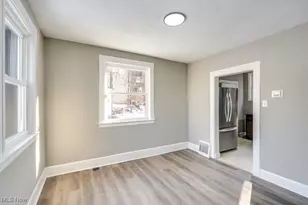 561 Melrose St, Akron, OH 44305 - Photo 9