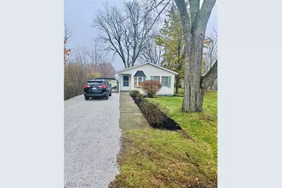 2644 Delaware Avenue SW, Canton, OH 44706 - Photo 1