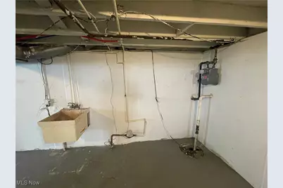 944 Baughman Street, Akron, OH 44320 - Photo 23