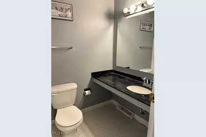 595 Canterbury Lane #B11, Medina, OH 44256 - Photo 15