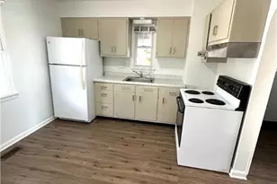 800 Euclid Ave, Martins Ferry, OH 43935 - Photo 13