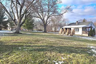 18883 Center St, North Benton, OH 44449 - Photo 23