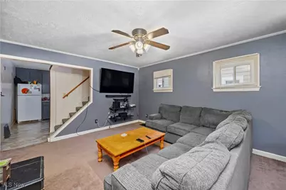 2347 Oberlin Avenue, Lorain, OH 44052 - Photo 9