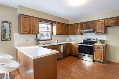 994 Sunset View Boulevard, Tallmadge, OH 44278 - Photo 11