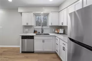 5345 Fairtree Rd, Huber Heights, OH 44146 - Photo 9