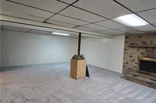 496 Kittle St, Williamstown, WV 26187 - Photo 27