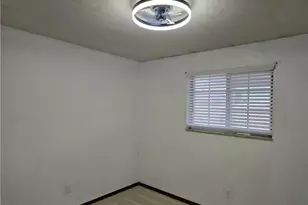 496 Kittle St, Williamstown, WV 26187 - Photo 17