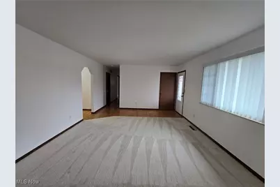 496 Kittle Street, Williamstown, WV 26187 - Photo 5