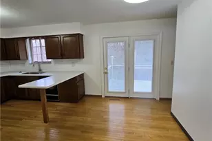 496 Kittle St, Williamstown, WV 26187 - Photo 7