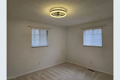 496 Kittle Street, Williamstown, WV 26187 - Photo 19