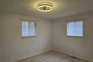 496 Kittle St, Williamstown, WV 26187 - Photo 19