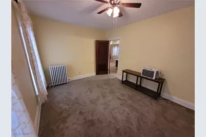 30 Youtz Avenue, Akron, OH 44301 - Photo 3