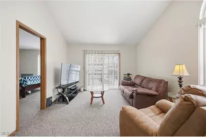 7492 Huntington Drive #12, Youngstown, OH 44512 - Photo 3