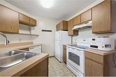 7492 Huntington Drive #12, Youngstown, OH 44512 - Photo 7