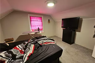 7700 Colgate Ave, Loveland, OH 44102 - Photo 15