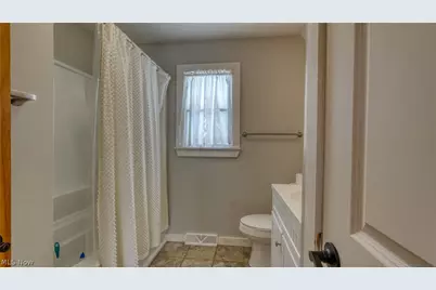 110 Cherry Lane, New Concord, OH 43762 - Photo 21