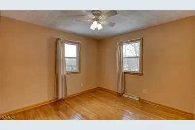 110 Cherry Lane, New Concord, OH 43762 - Photo 21