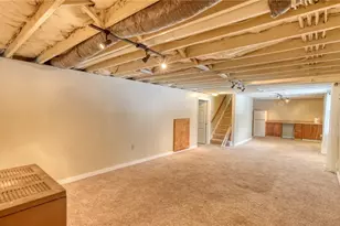 110 Cherry Ln, New Concord, OH 43762 - Photo 29