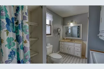 110 Cherry Lane, New Concord, OH 43762 - Photo 19