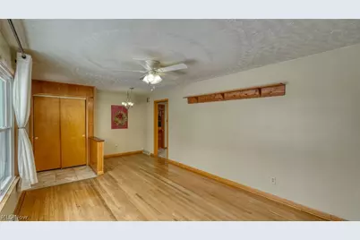 110 Cherry Lane, New Concord, OH 43762 - Photo 25