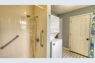 110 Cherry Lane, New Concord, OH 43762 - Photo 11