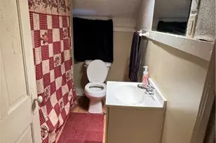 438 N 10th St, Coshocton, OH 43812 - Photo 9