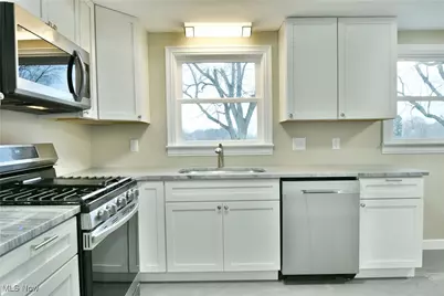 9190 Warren Painsville Road, South Bloomfield, OH 44450 - Photo 13