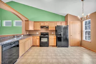 4532 Aylesworth Dr, Brunswick, OH 44212 - Photo 7