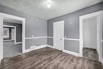 9616 Lamontier Avenue, Loveland, OH 44104 - Photo 7