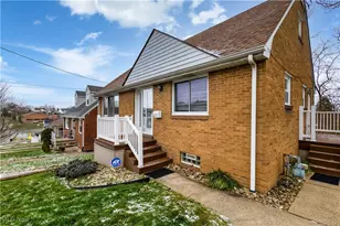 218 Pico St, Steubenville, OH 43952 - Photo 3