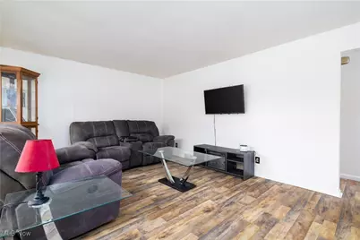 218 Pico Street, Steubenville, OH 43952 - Photo 7