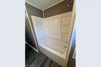 404 N Bentley Avenue, Niles, OH 44446 - Photo 13