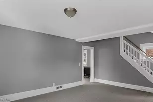 404 N Bentley Ave, Niles, OH 44446 - Photo 5