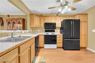 12 Community Dr, Avon Lake, OH 44012 - Photo 9