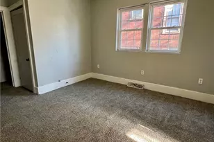 132 School St, Weirton, WV 26062 - Photo 7