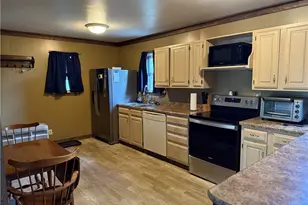 106 N Surry Rd, East Liverpool, OH 43920 - Photo 7