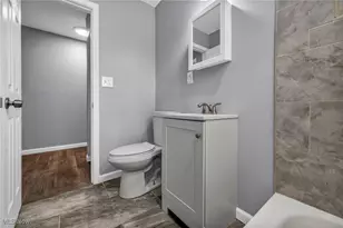 15013 Lotus Dr, Loveland, OH 44128 - Photo 21