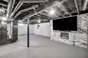15013 Lotus Dr, Loveland, OH 44128 - Photo 33
