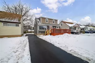 15013 Lotus Dr, Loveland, OH 44128 - Photo 3