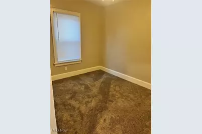 1214 Roslyn Avenue SW, Canton, OH 44710 - Photo 11